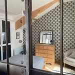 Loft avec terrasse sans vis a vis à 3km du circuit avec garage au calme