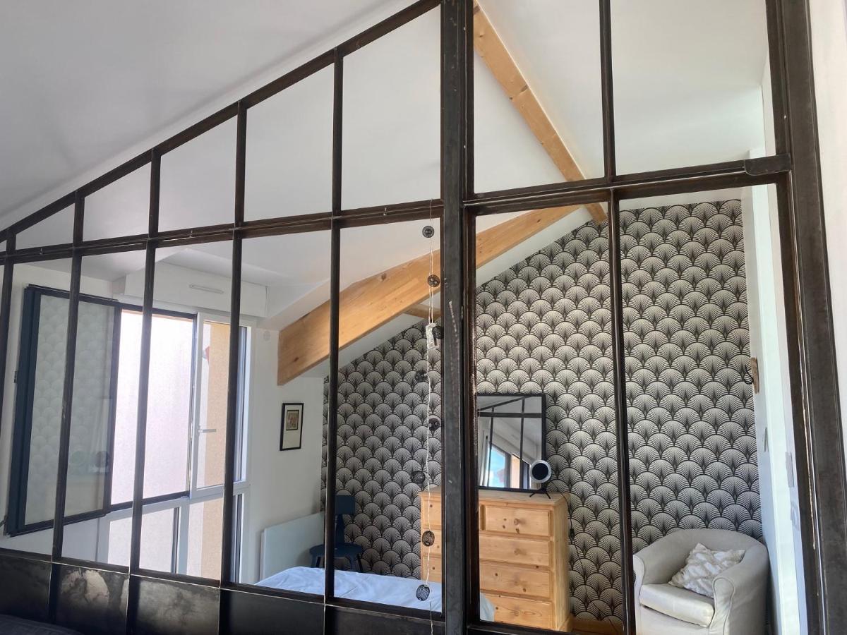 Appartement Loft Avec Terrasse Sans Vis A Vis à 3km Du Circuit Avec Garage Au Calme Le Mans